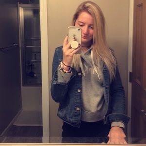 Meet your Posher, Catherine